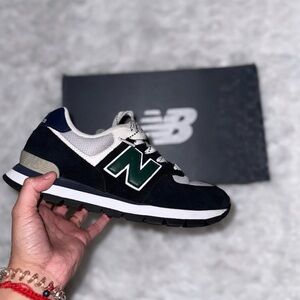 New balance 574 big kid ‘black night watch green’